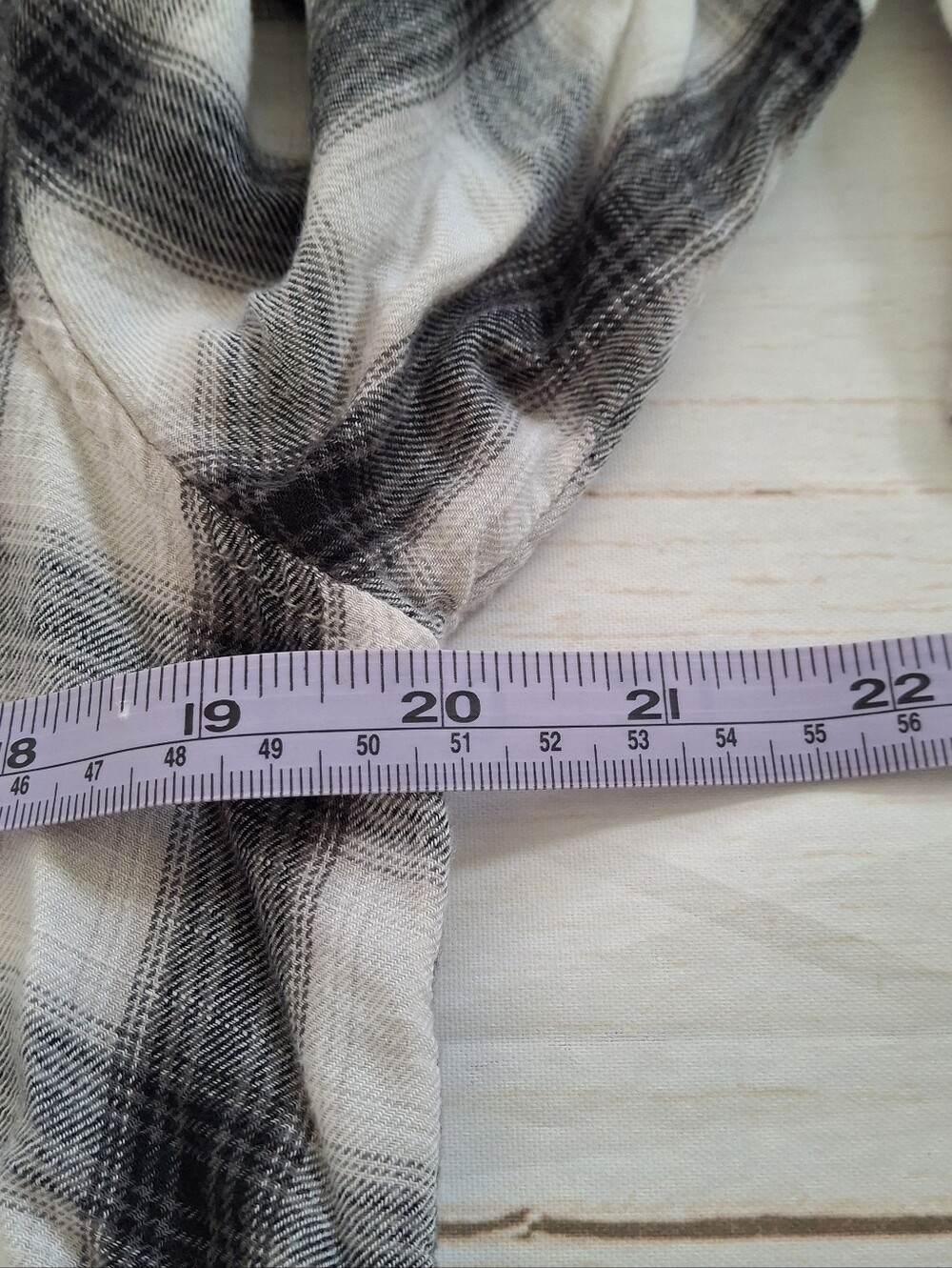 American Eagle Large Boyfriend Fit Black White Plaid Long Sleeve Shirt - Picture 6 of 14